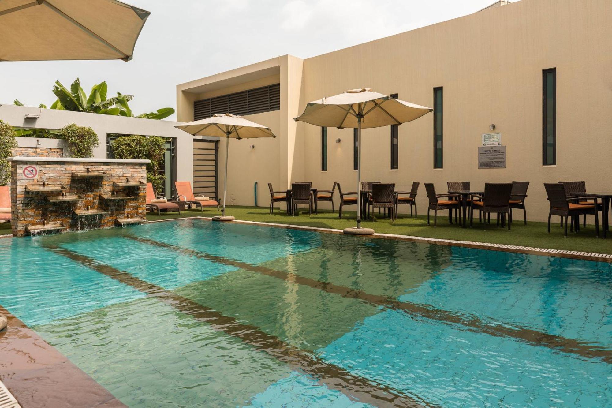 Protea Hotel By Marriott Ikeja Select Lagos Exterior photo