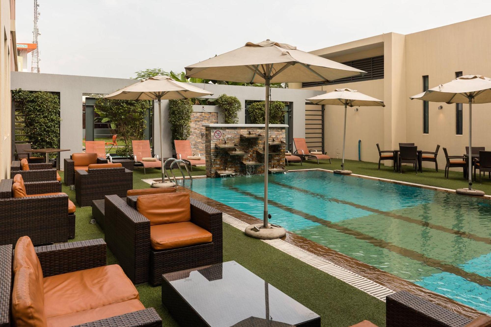 Protea Hotel By Marriott Ikeja Select Lagos Exterior photo